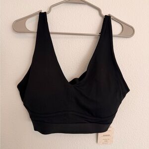 NWT Fabletics All Day Every Day Low Impact Black Sports Bra-Size Large